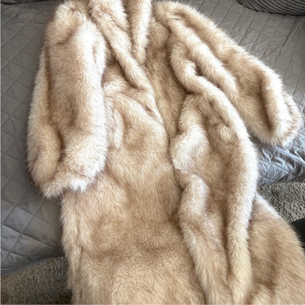 Full length fur coat (faux) - S